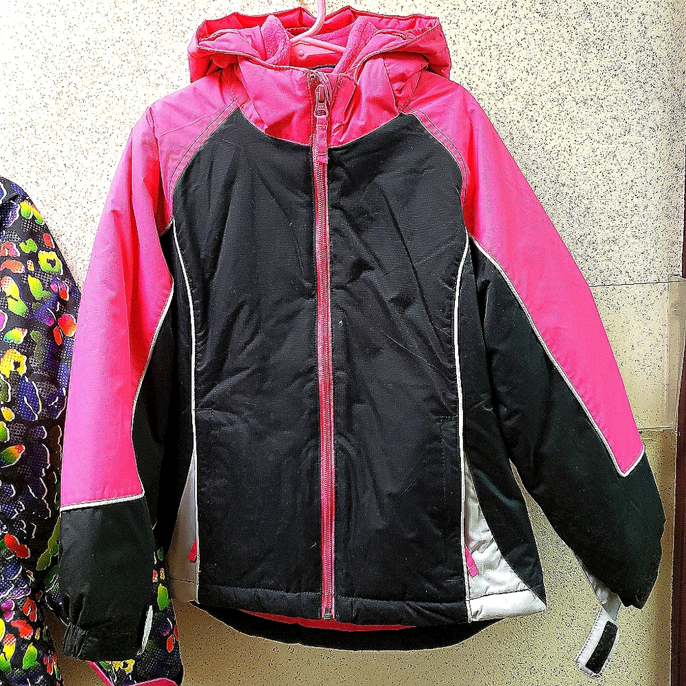 Snow jacket like new Size 5-6
